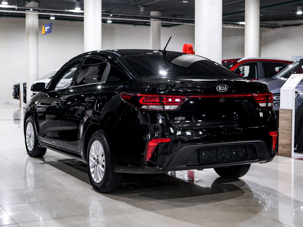 Купить Rio с пробегом