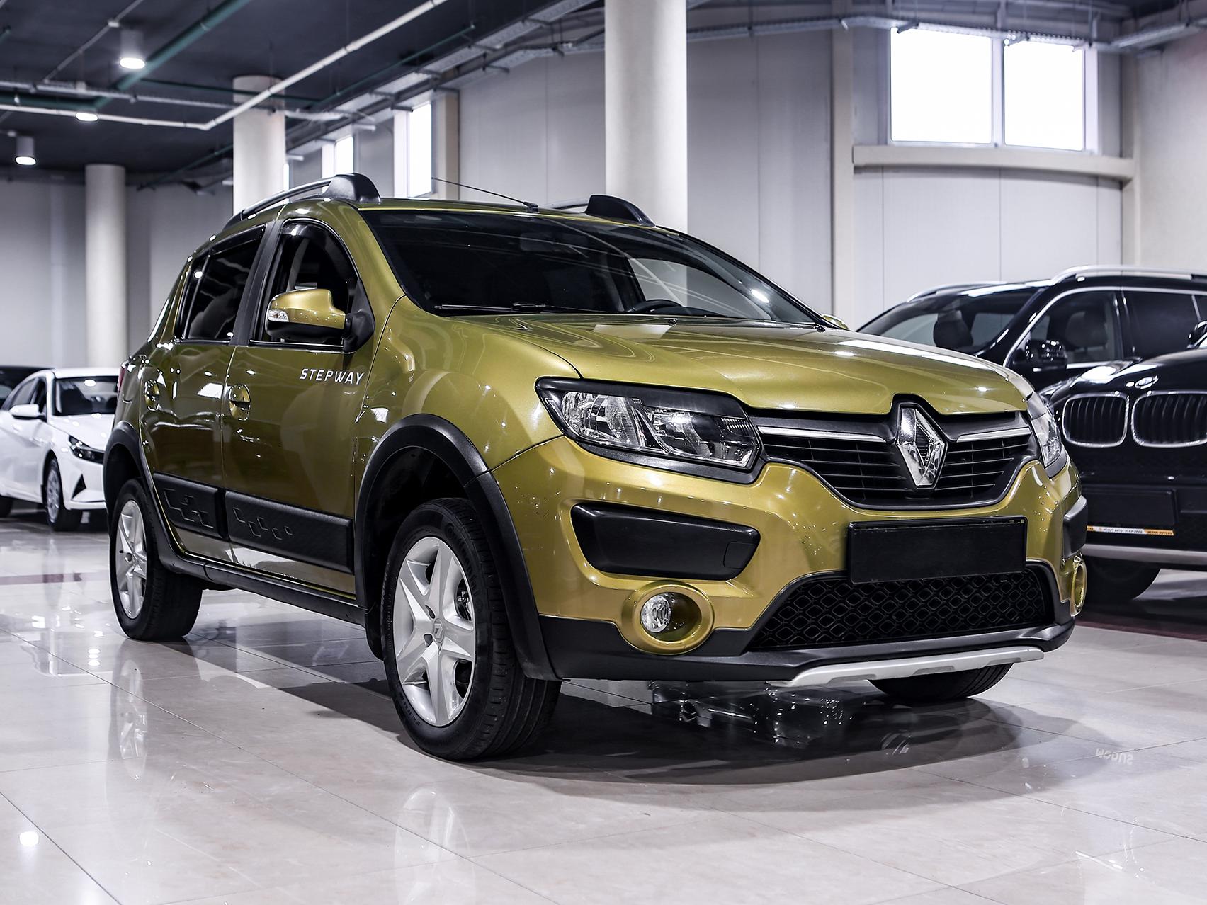 Купить Sandero с пробегом